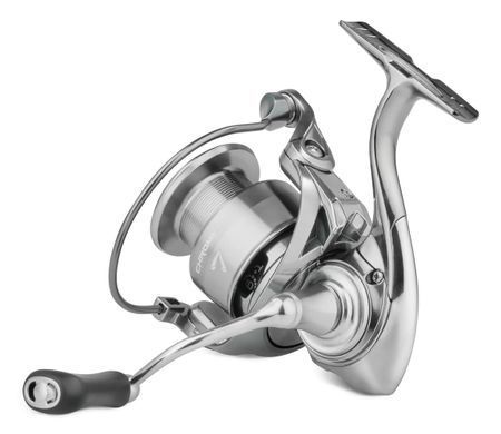 Котушка Select Chrome 1500S 6+1BB, 1500, 220, 6+1, 5.2:1, Nylon 0.15-120/ 0.18-90; PE #0.4-155/ #0.6-100, 4, 61, Левая (LH), Правая (RH)